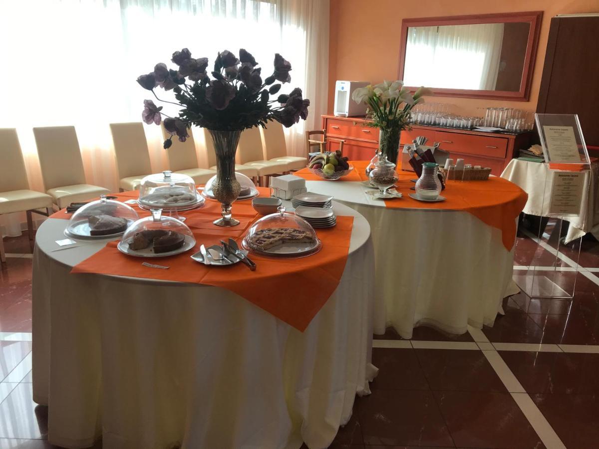 Gullo Hotel Acconia Екстериор снимка