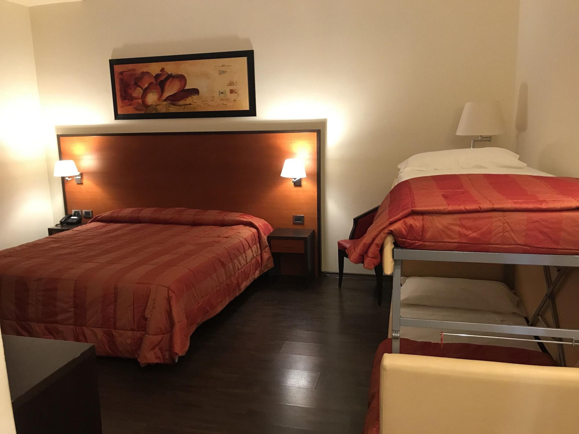 Gullo Hotel Acconia Екстериор снимка