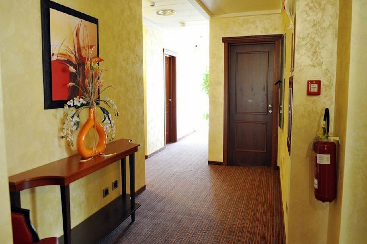 Gullo Hotel Acconia Екстериор снимка